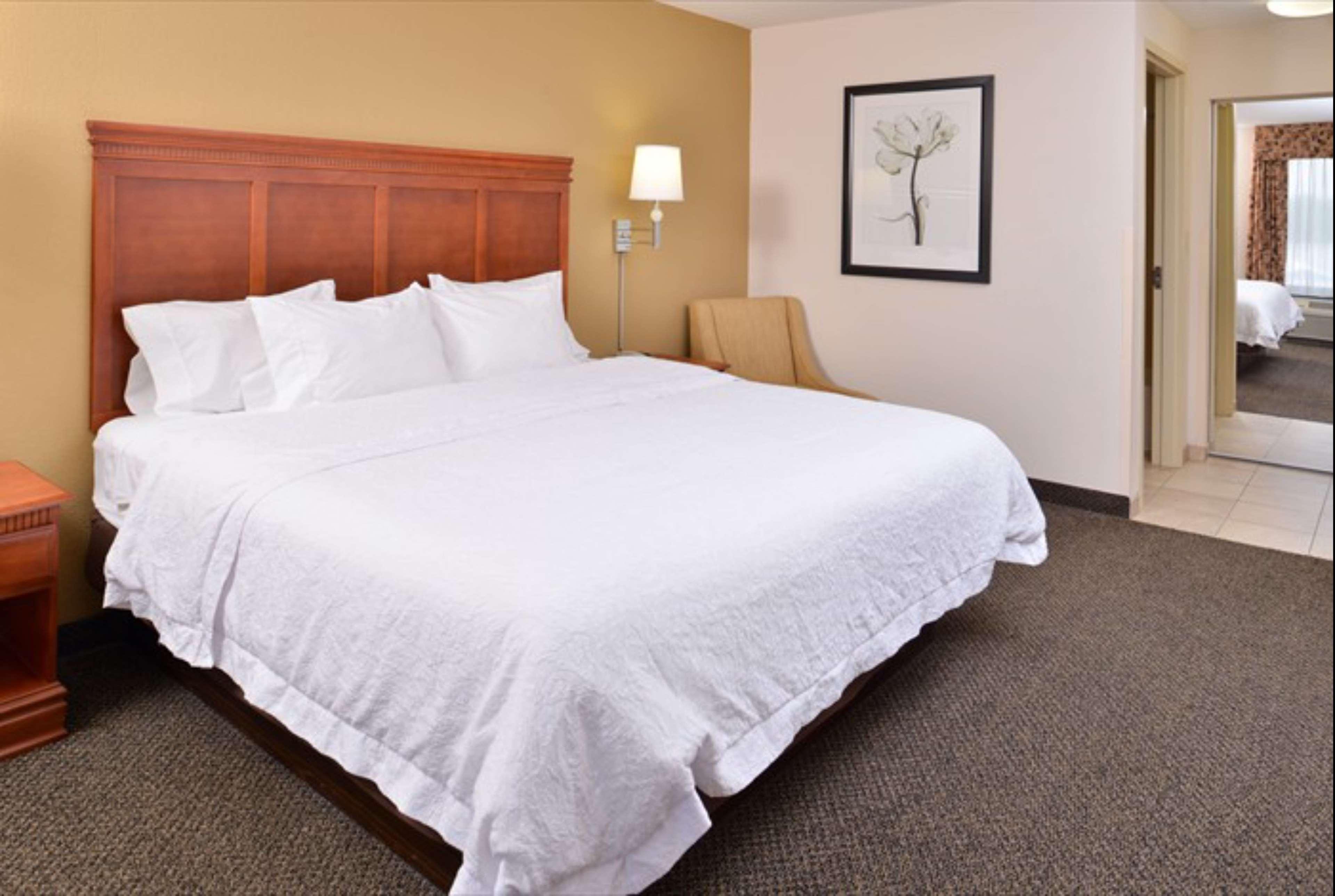 Hampton Inn & Suites Річмонд Екстер'єр фото