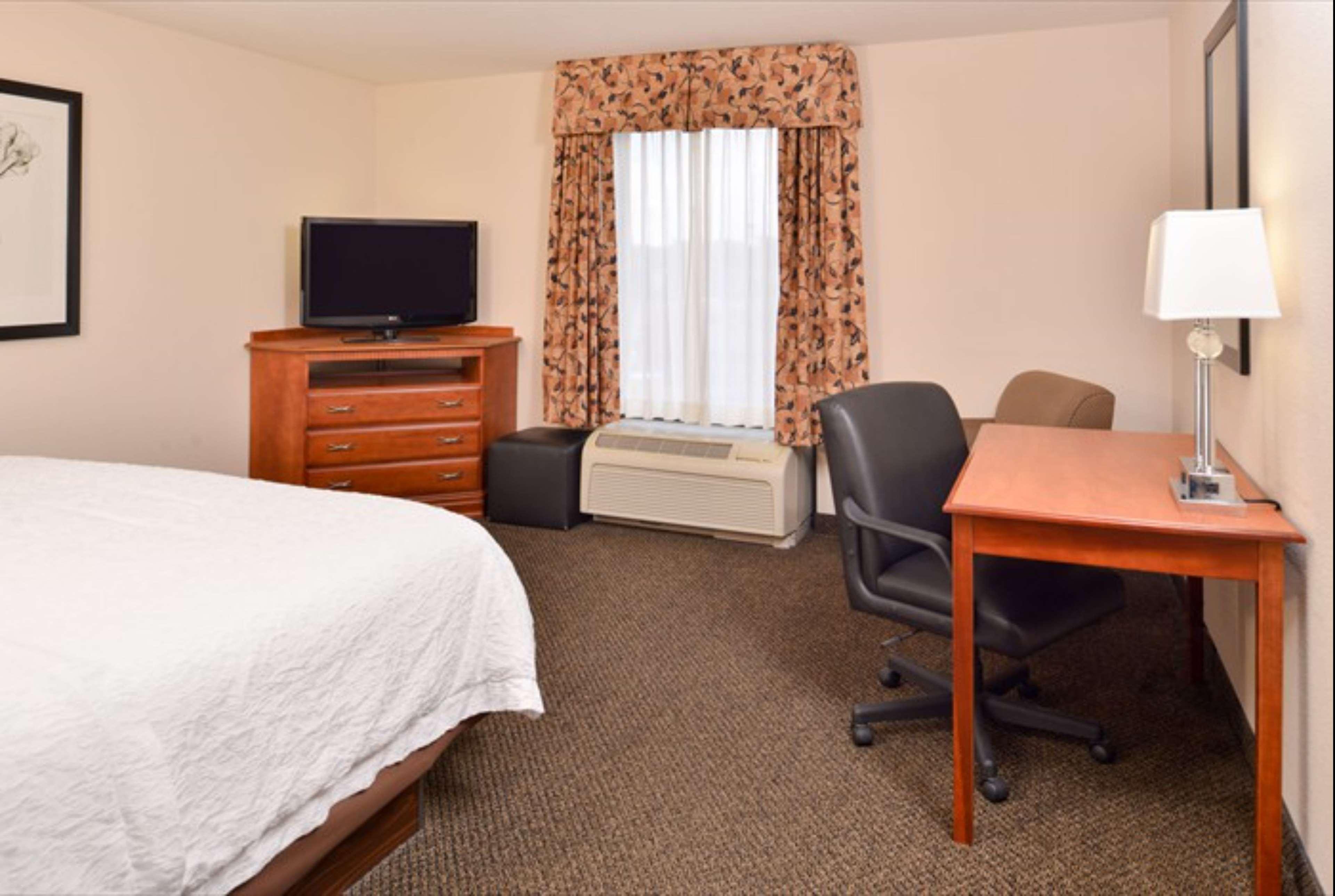 Hampton Inn & Suites Річмонд Екстер'єр фото