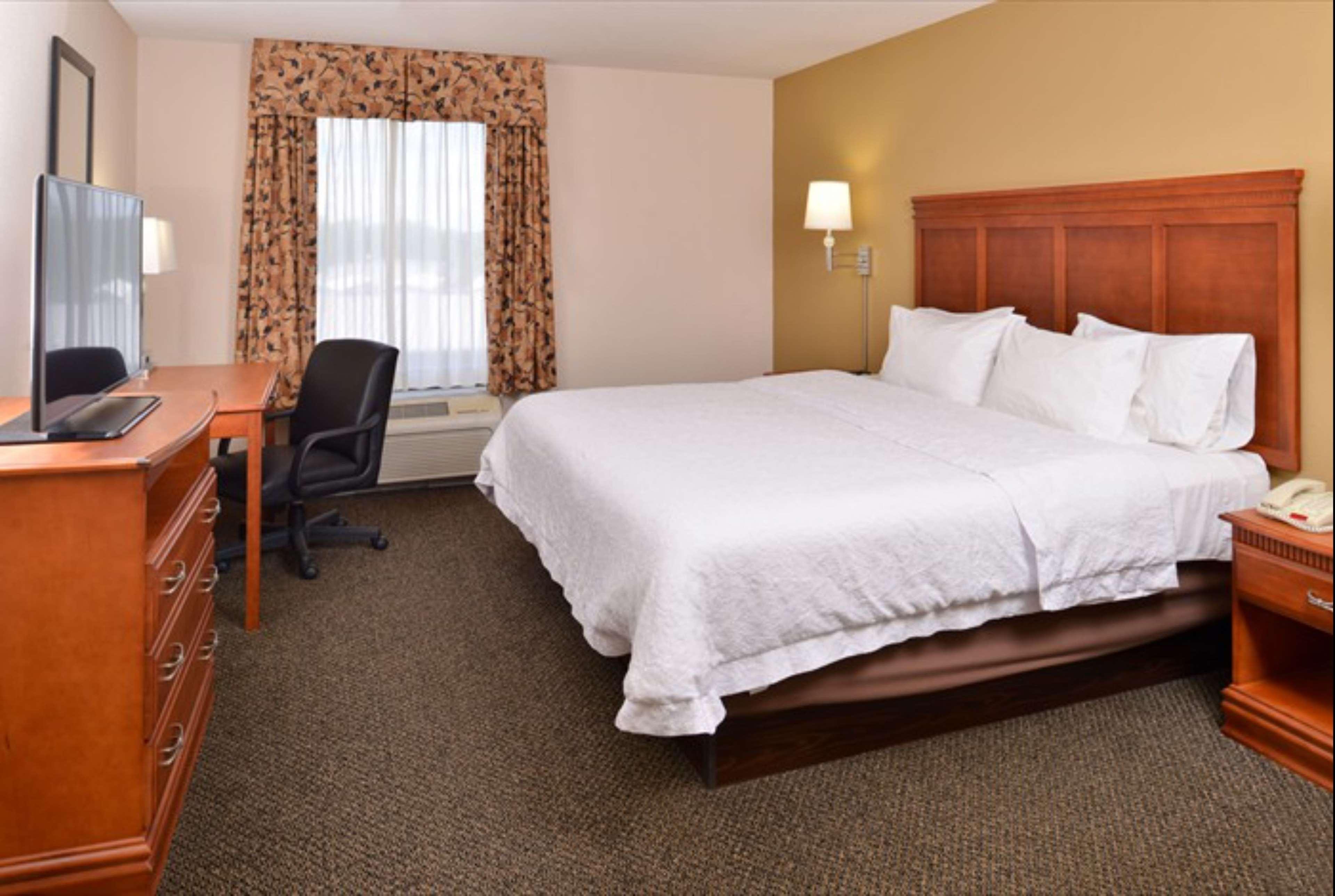 Hampton Inn & Suites Річмонд Екстер'єр фото