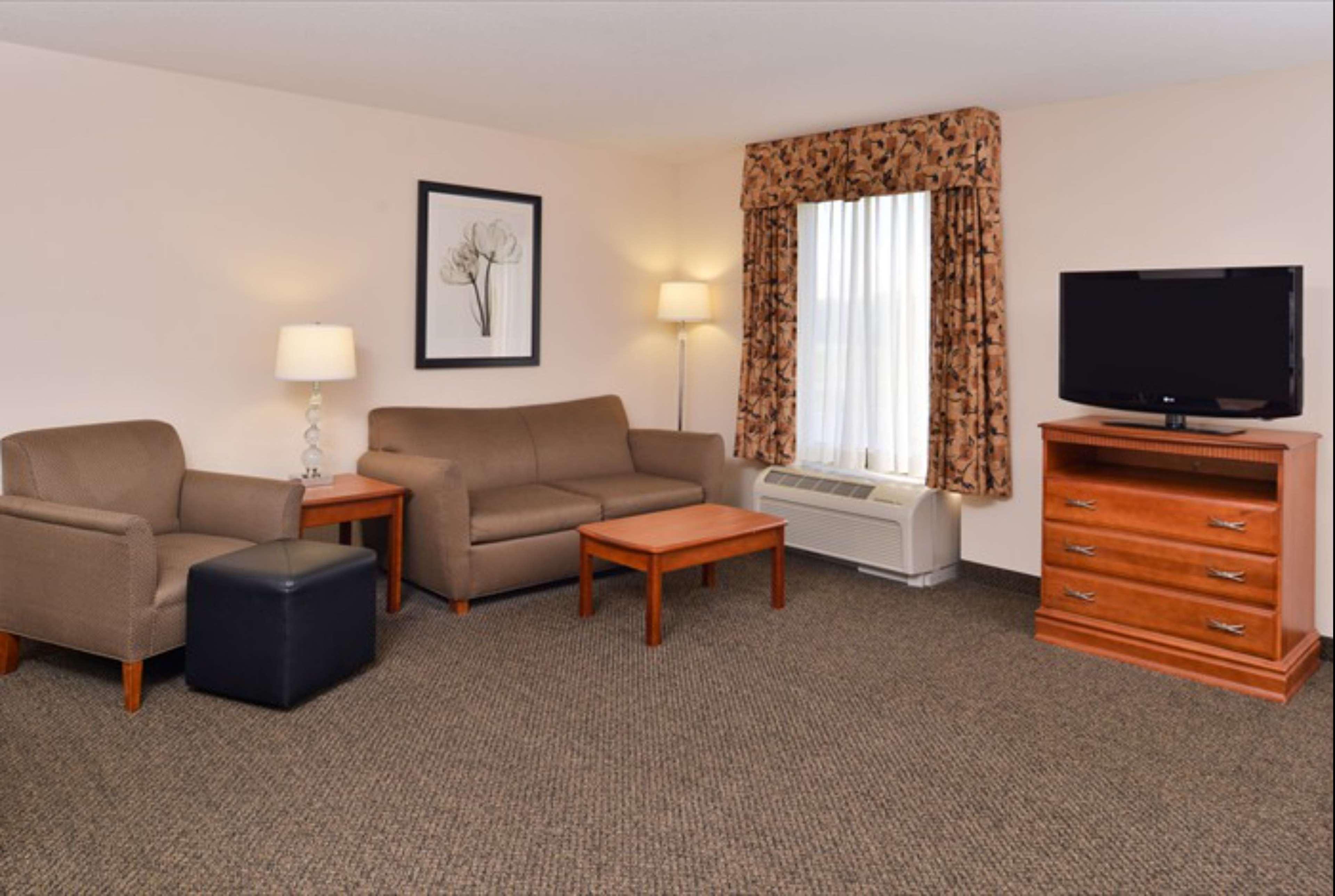 Hampton Inn & Suites Річмонд Екстер'єр фото