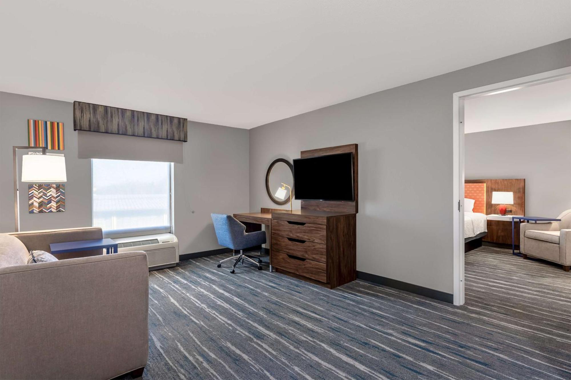Hampton Inn & Suites Річмонд Екстер'єр фото