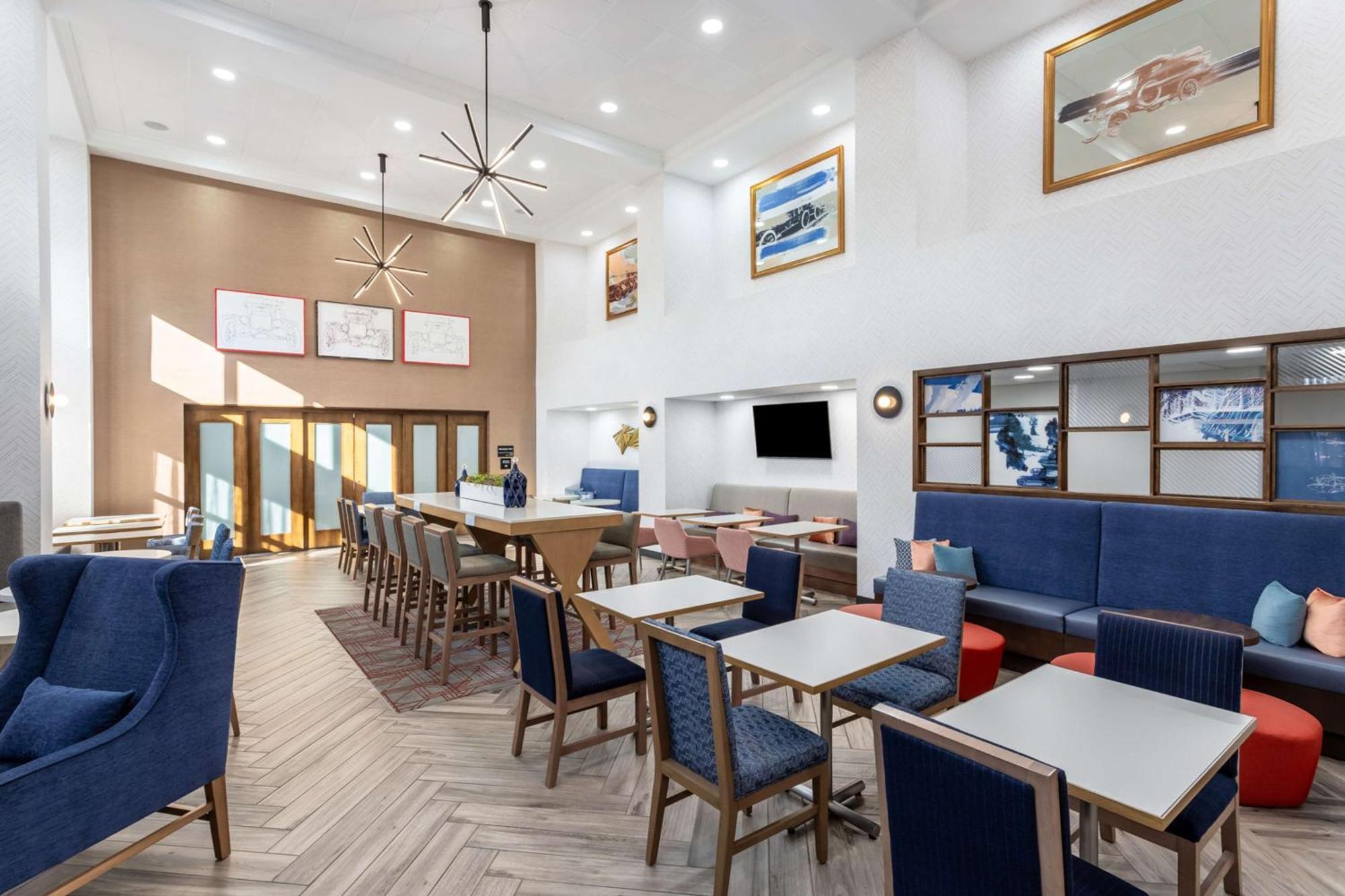 Hampton Inn & Suites Річмонд Екстер'єр фото
