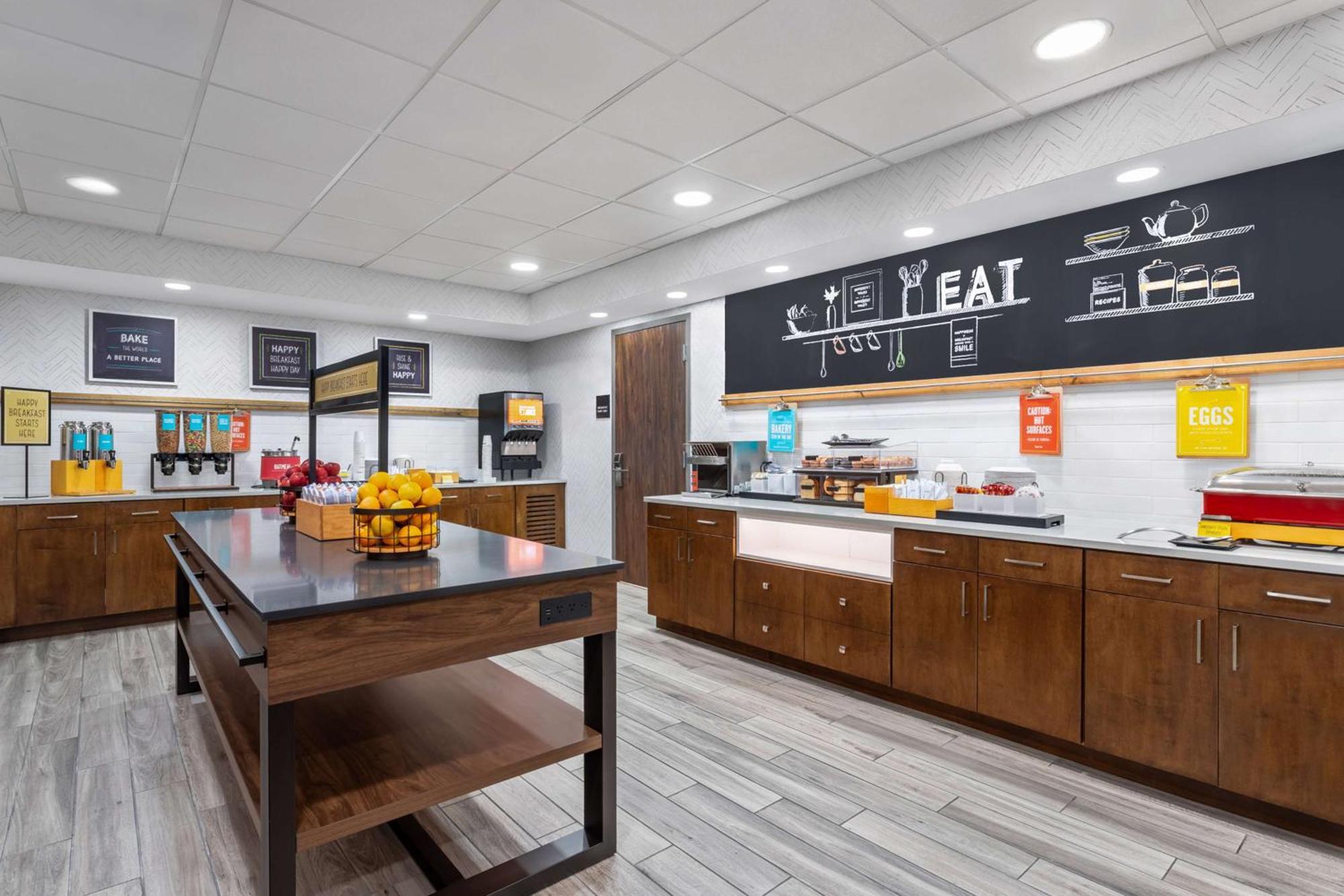 Hampton Inn & Suites Річмонд Екстер'єр фото
